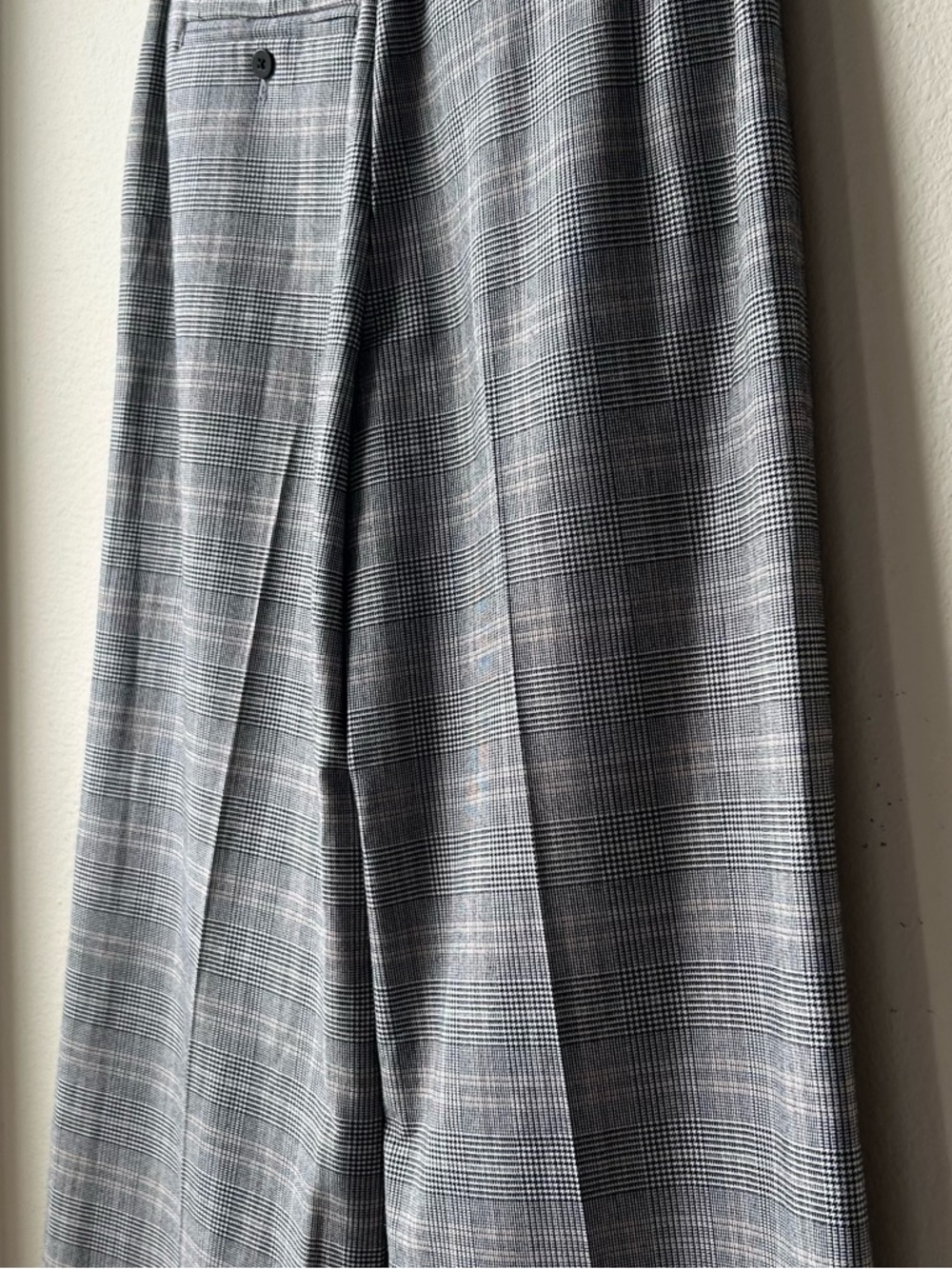 Aritzia Babaton Grey Cascade Plaid Pants High Rise Wide Leg Sz 6 - Picture 10 of 15